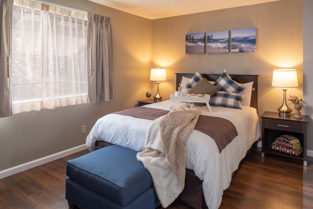 Victorian Villas Apartments - Photo 4 of 26