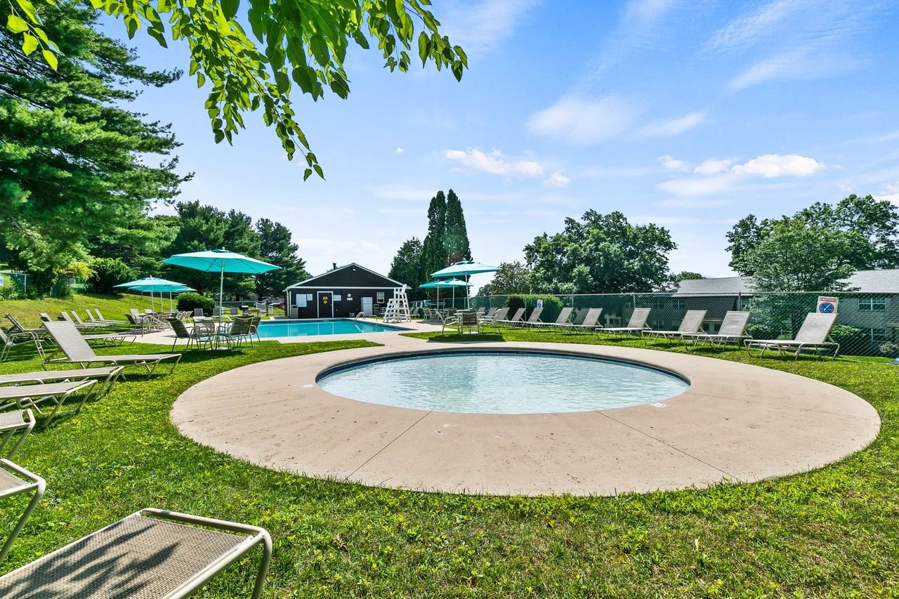 Grampian Hills Apartments - Photo 7 of 29