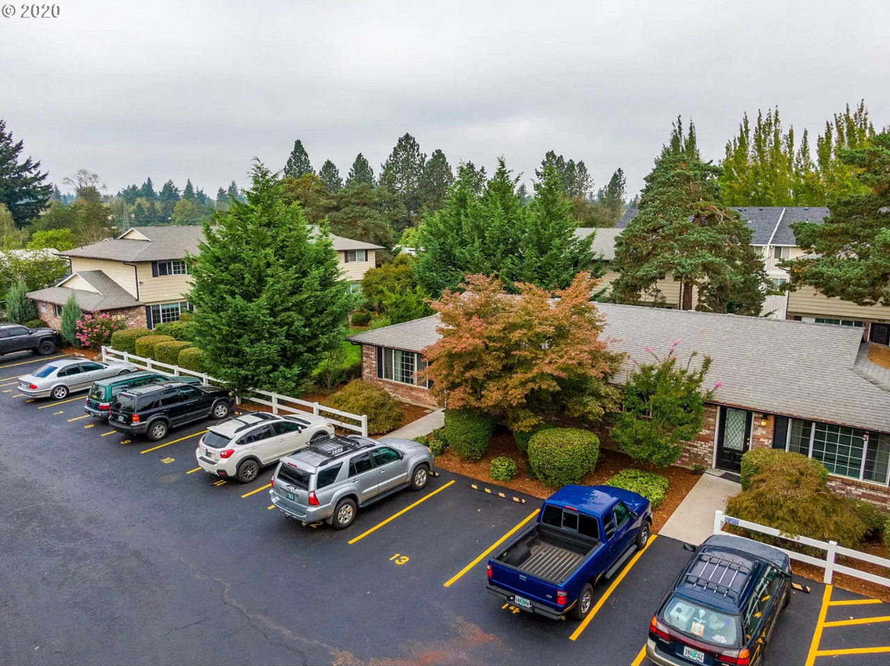 Manor Townhomes - Photo 2 of 11