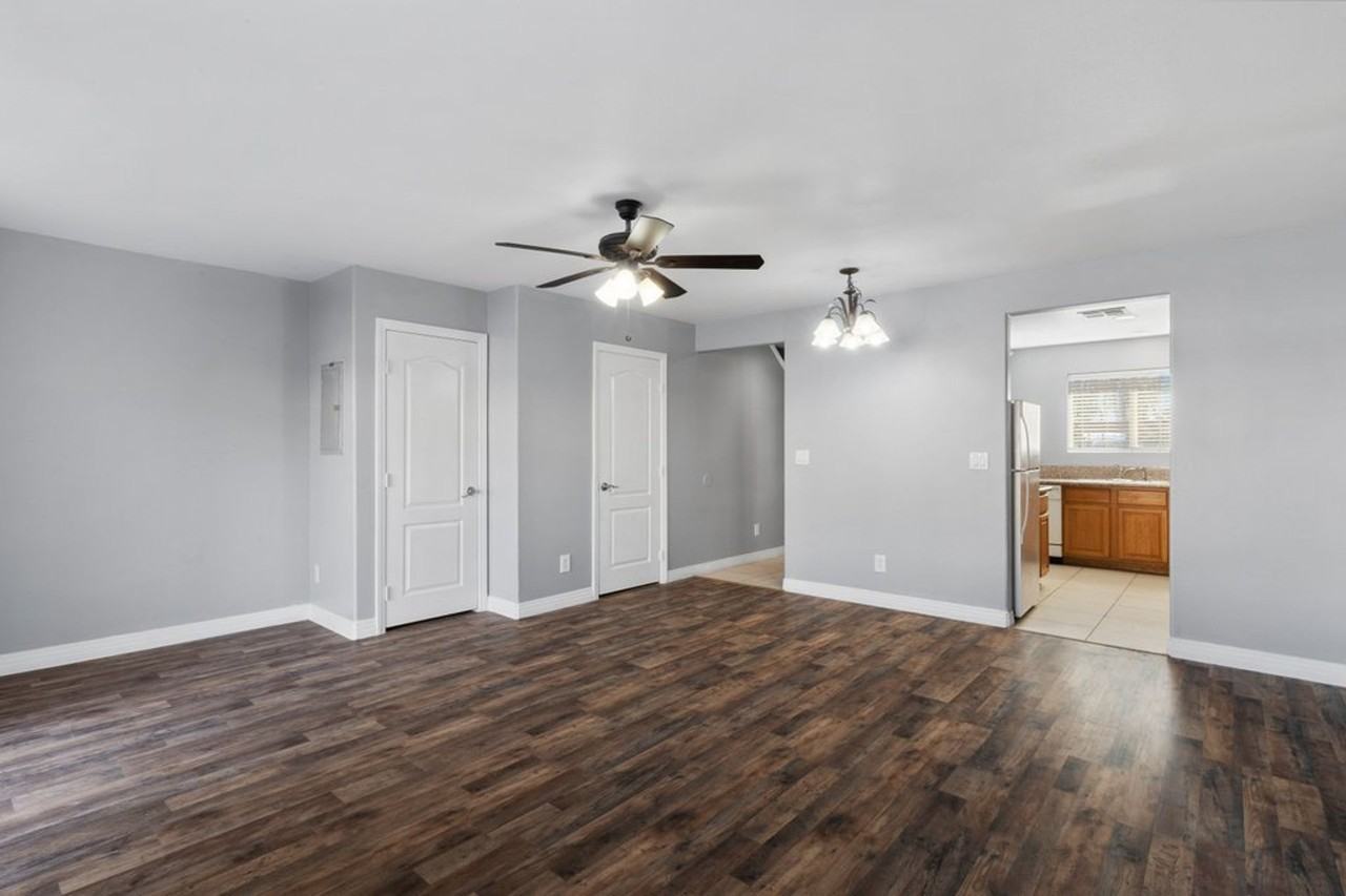 Large Renovated 3 - Photo 7 of 19