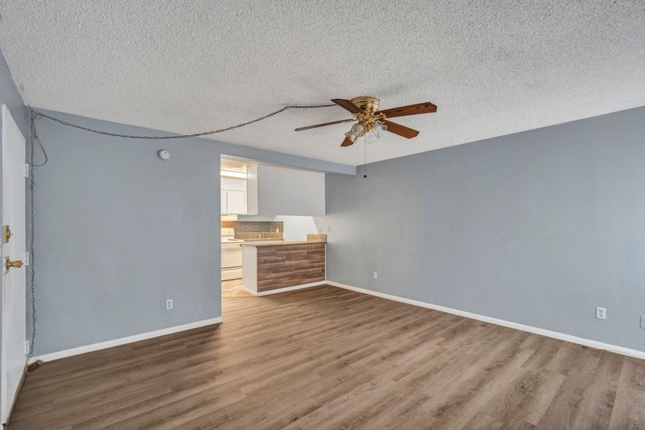 Vega Villita Apartments - Photo 2 of 39