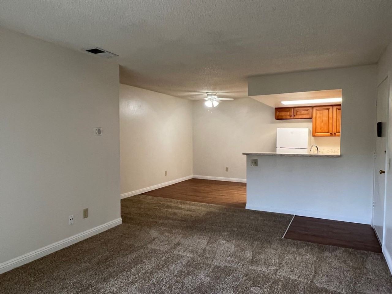426 Ammunition Road - Photo 5 of 26