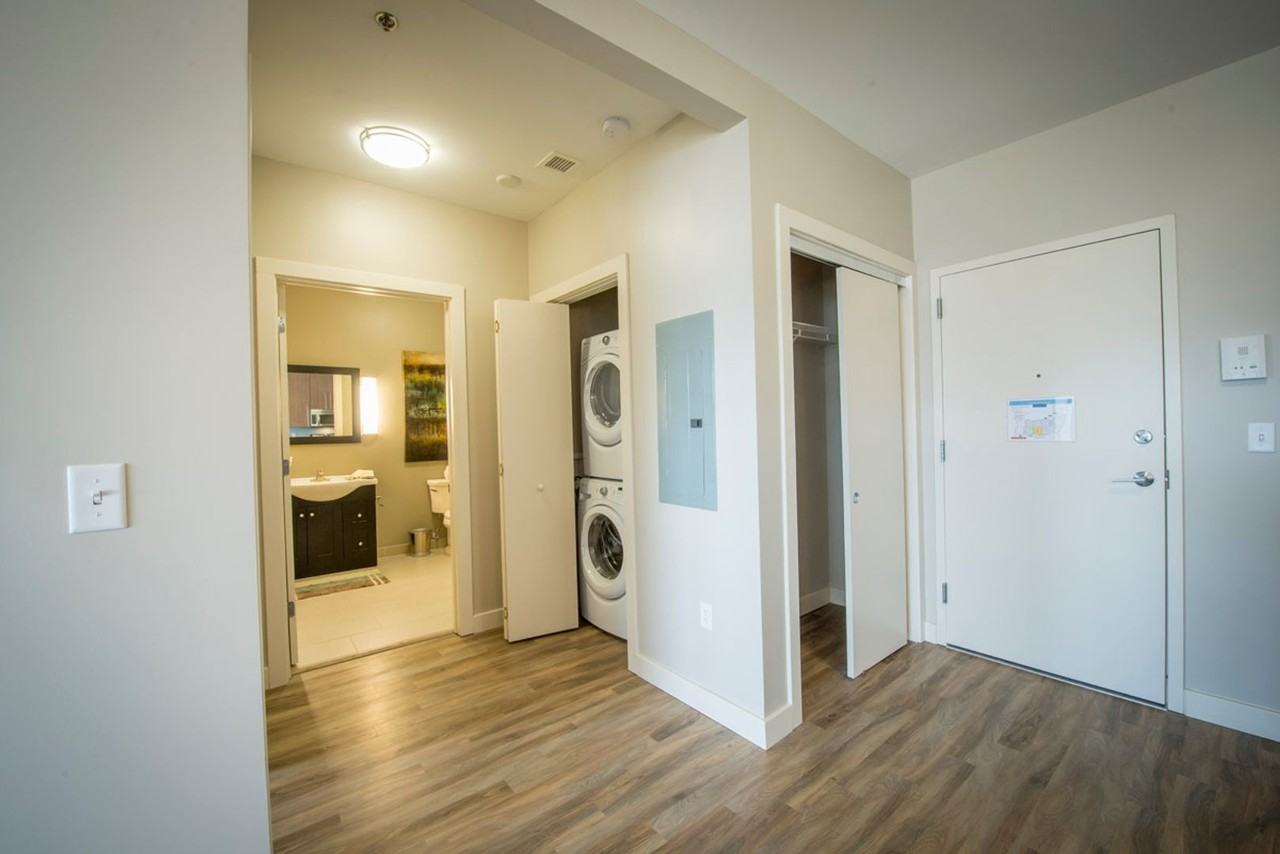 Seneca Way - Photo 4 of 28