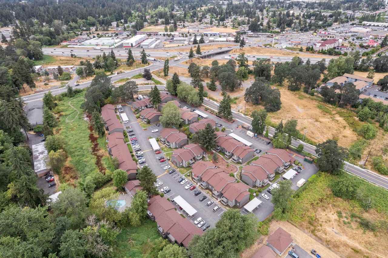 James Apartment Homes – Apartments in Lakewood, WA - Photo 6 of 30