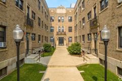 Stratford Court Apartments - Photo 1 of 1