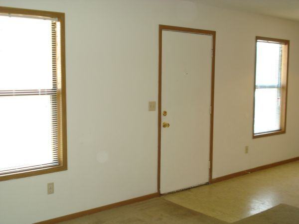 Belcrest Apartments - Photo 2 of 9