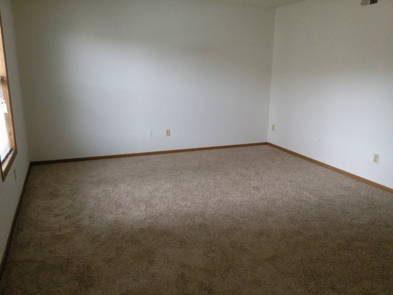 Belcrest Apartments - Photo 7 of 9