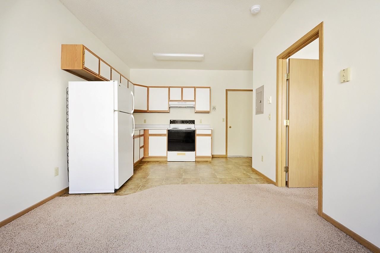 6 North Main Street - Photo 6 of 9