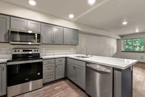 featured image of 515 Telegraph Rd