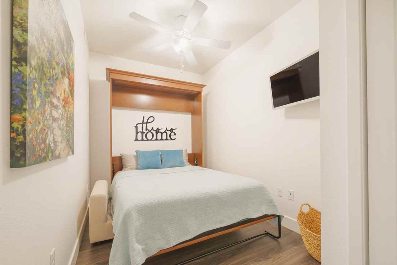 Bend Apartments - Photo 6 of 50