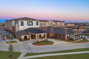 The Luxe at Las Colinas - Photo 1 of 1