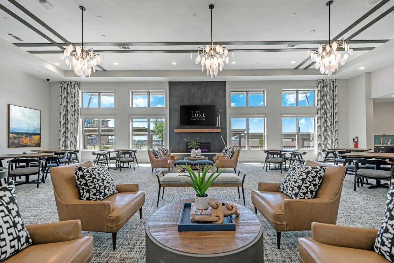 The Luxe at Las Colinas - Photo 2 of 18