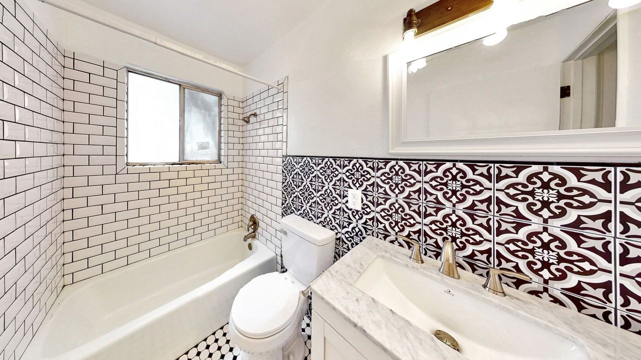 218 3rd Street, LLC - Photo 7 of 14