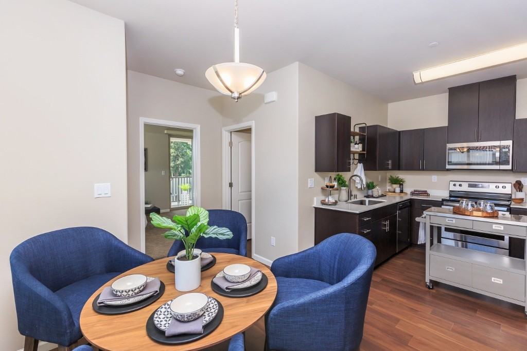 5015BSV - Photo 6 of 34