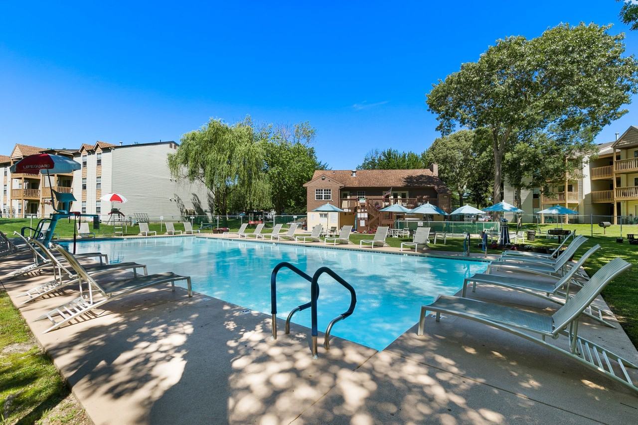 California Apartments - Photo 6 of 26