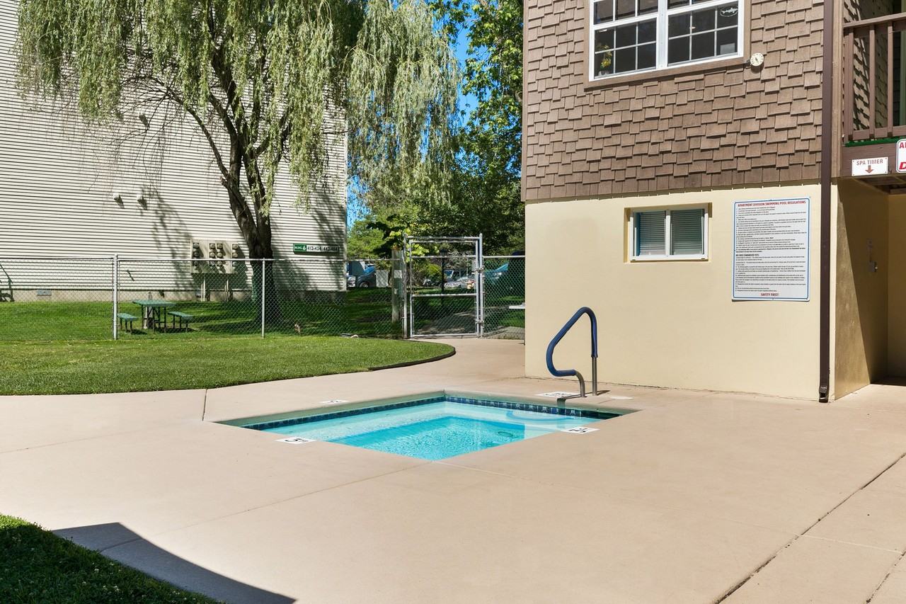 California Apartments - Photo 7 of 26