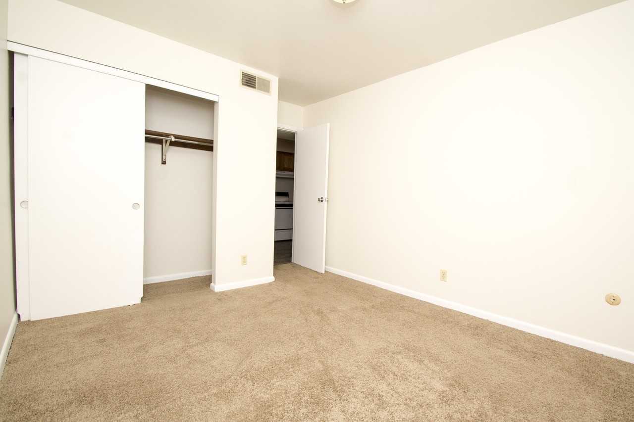 Jefferson Arms - Photo 5 of 30