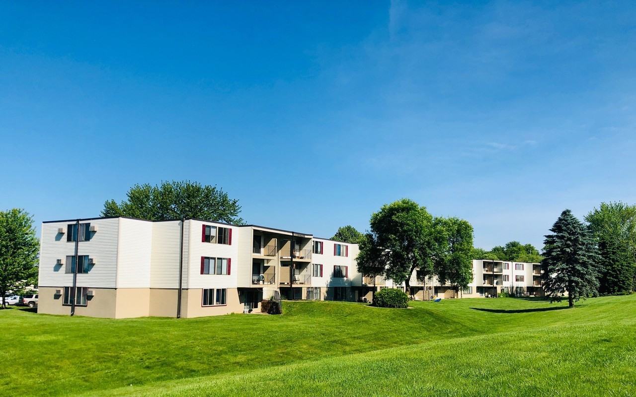 2214 Westwinds Apartments 2214 Peters Dr, Eau Claire, WI 54703 Zumper