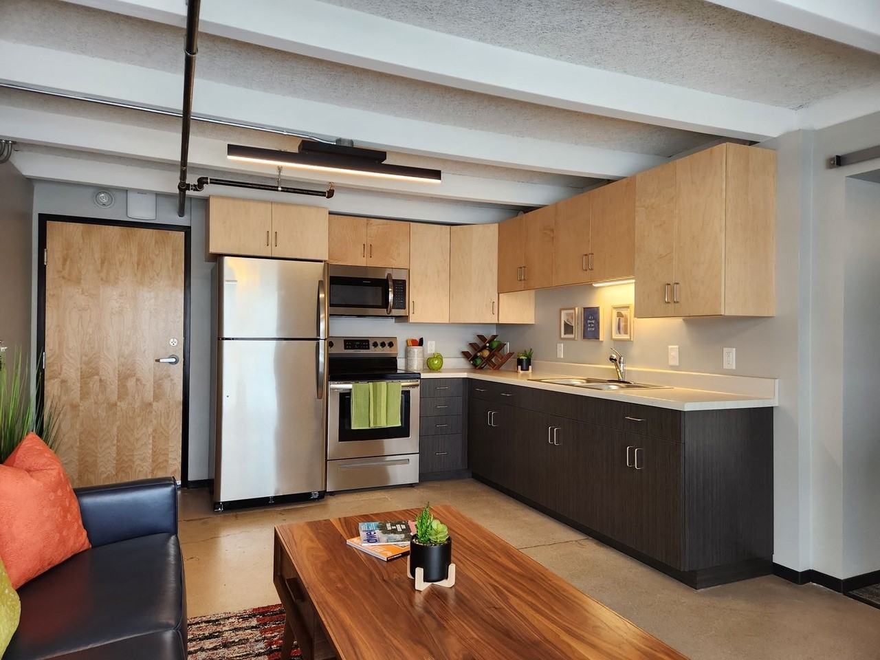 The Howard Apartments - Photo 3 of 50