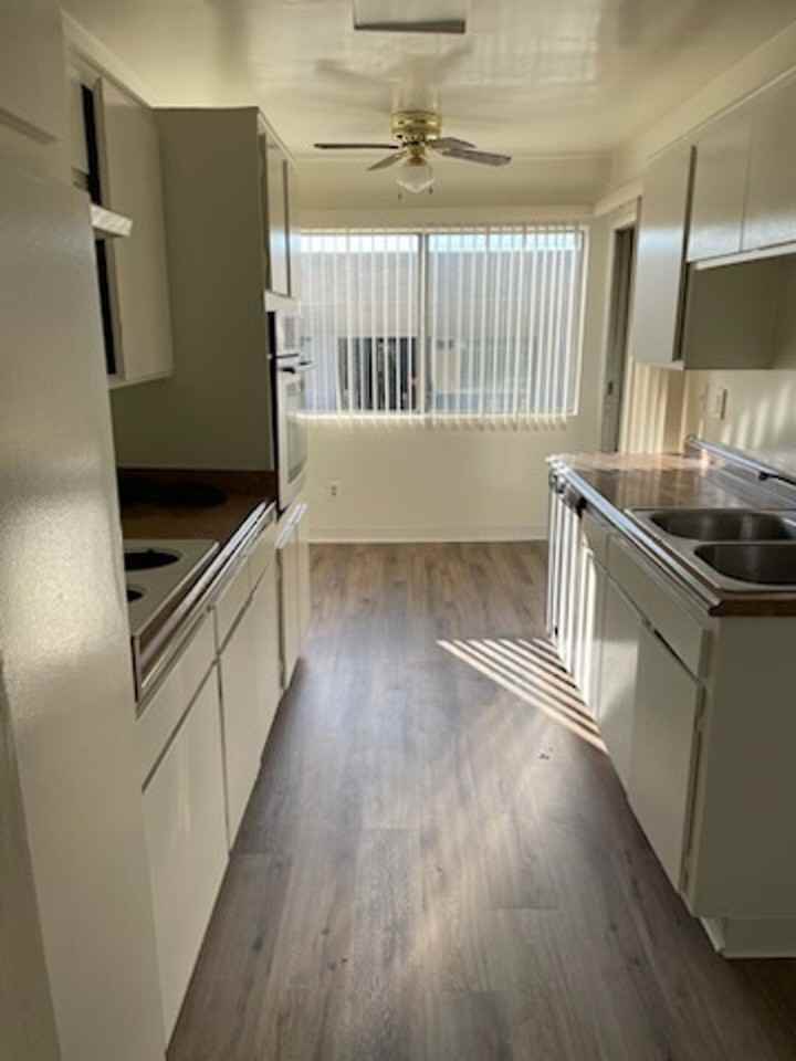 066 - Howard Crest - Photo 2 of 7