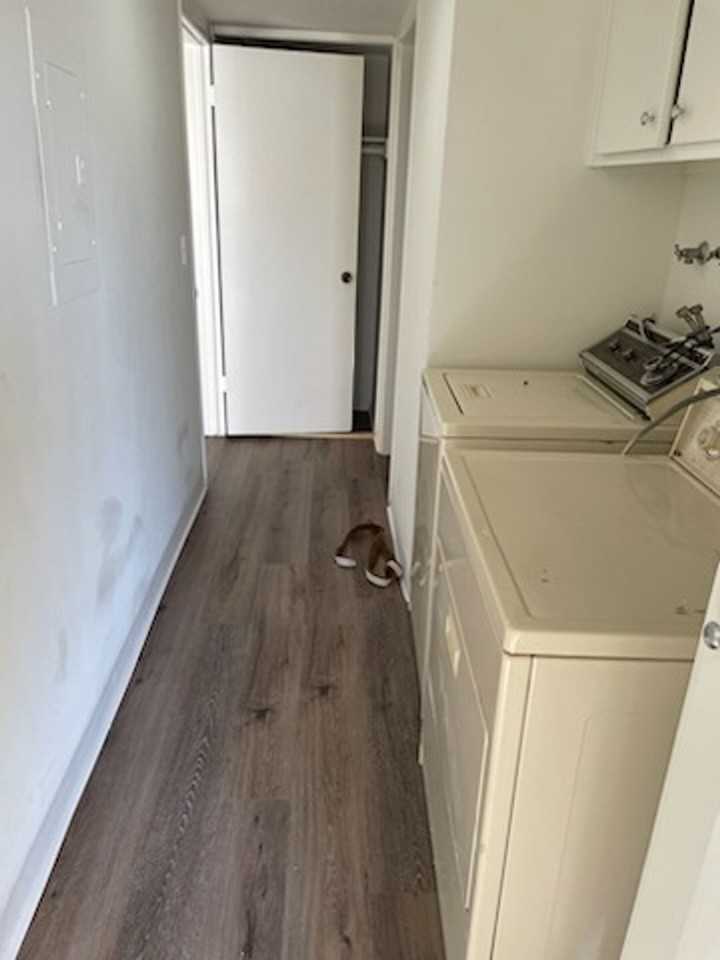 066 - Howard Crest - Photo 3 of 7