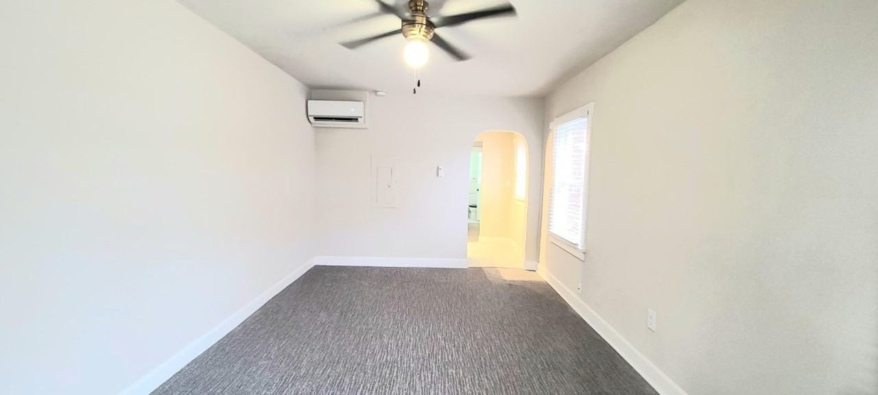 Bigelow Chapman Apartments - Photo 3 of 22