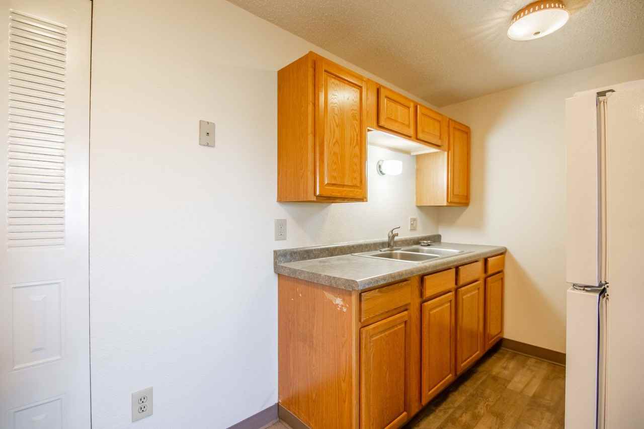 Devils Lake 1124 - Photo 5 of 17