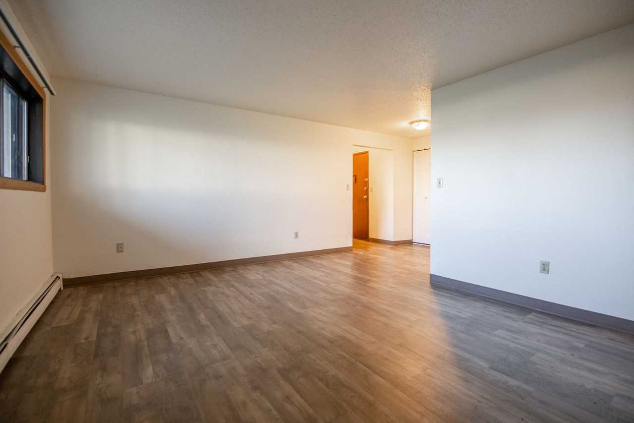 Devils Lake 1124 - Photo 6 of 17