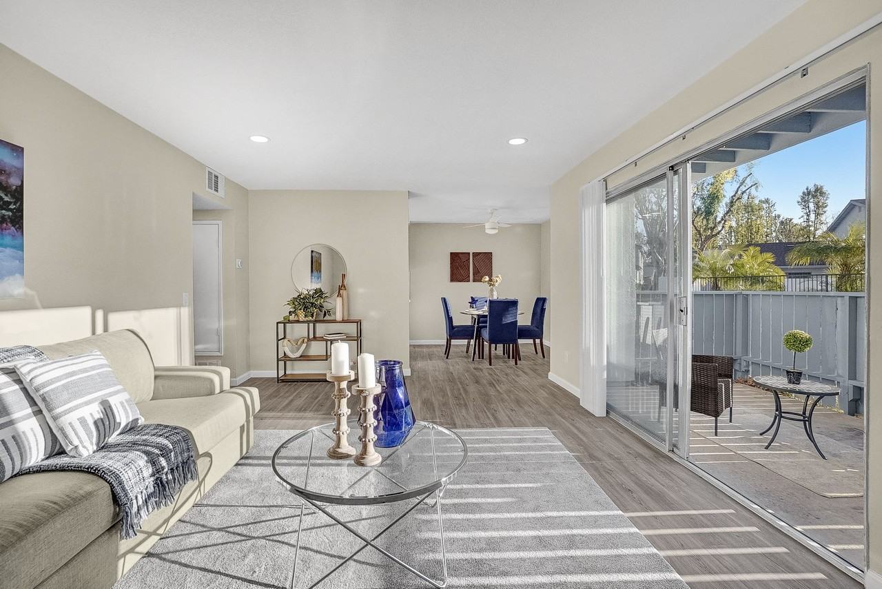 Las Casitas Apartments - Photo 4 of 42