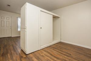 featured image of 669 Loughborough Dr