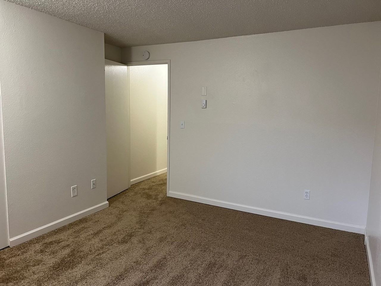 Willowbrook Apartments! Coming home never felt so good! Large Two Bedroom homes! - Photo 4 of 9