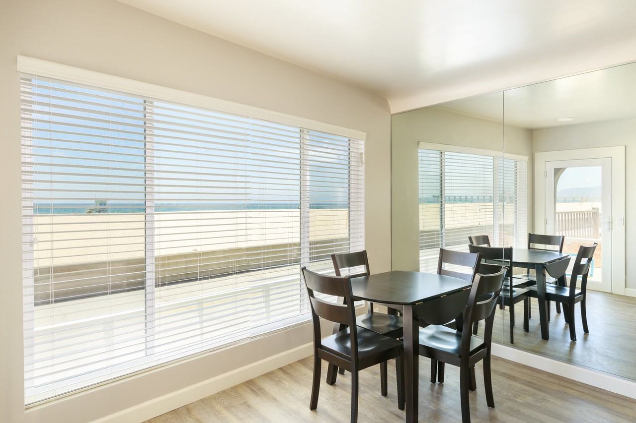 1836 THE STRAND, HERMOSA - Photo 2 of 13