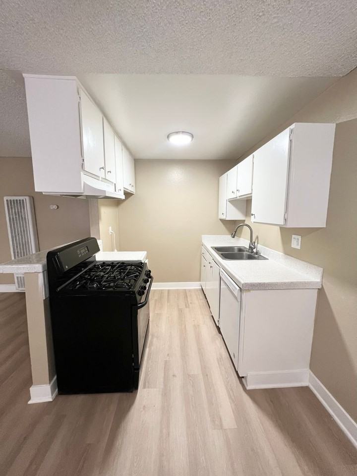 Cerise  (Fountain Villa) - Photo 4 of 12