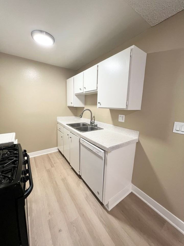 Cerise  (Fountain Villa) - Photo 6 of 12