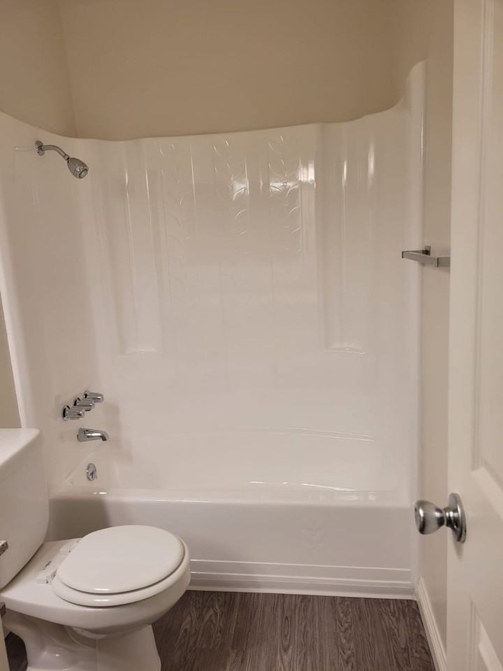 073 - Canyon Crest Hills Apartments - Photo 6 of 34