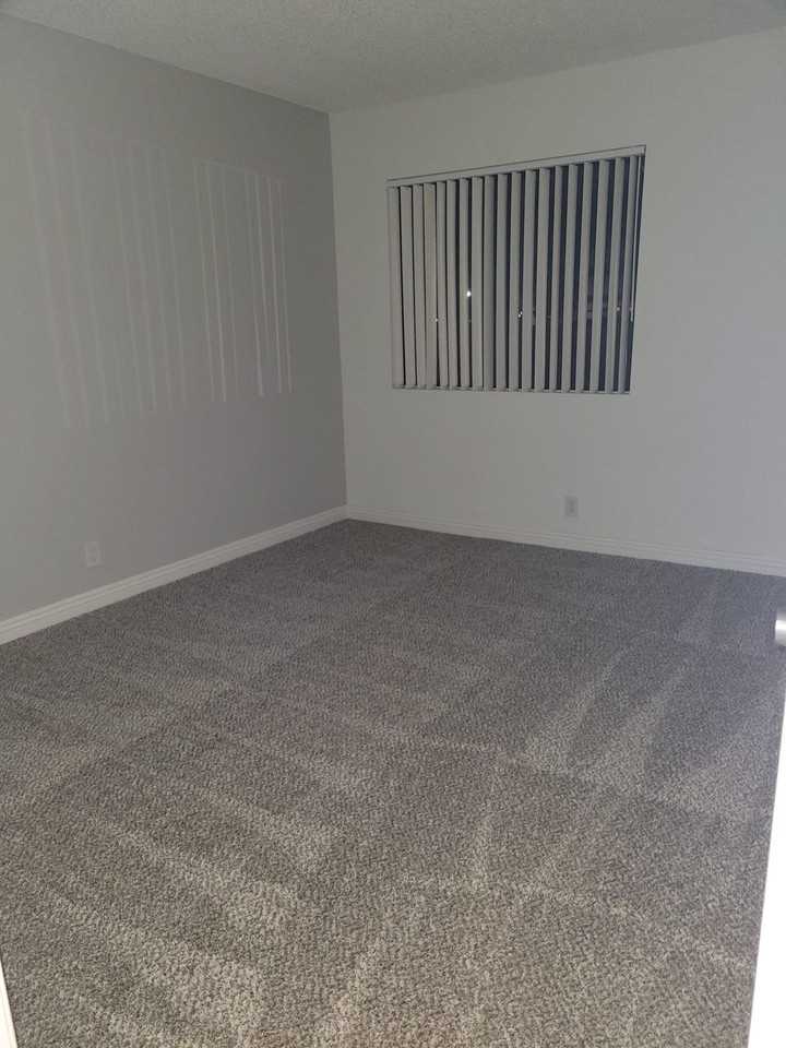 073 - Canyon Crest Hills Apartments - Photo 7 of 34