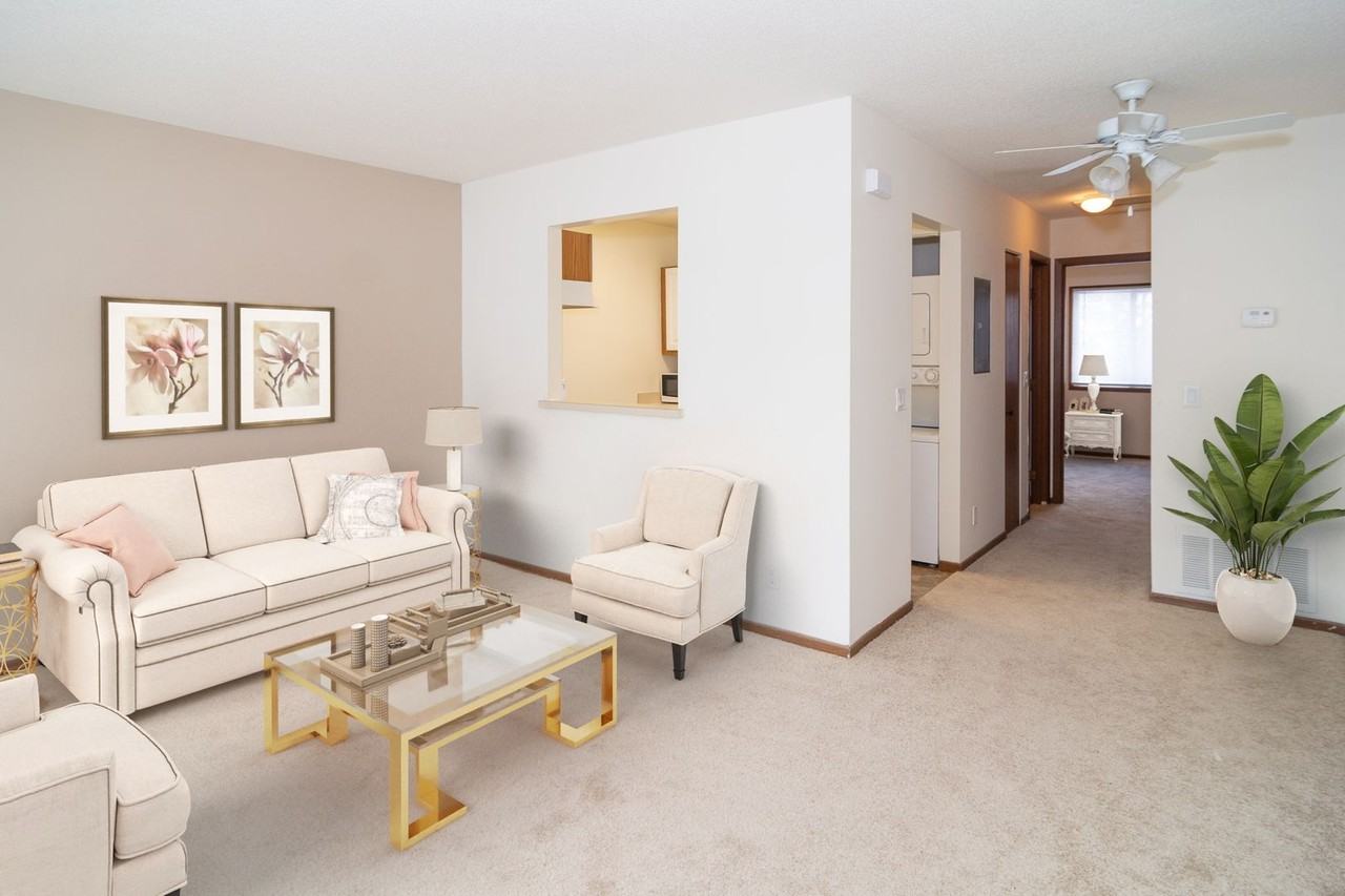 Ridgewood Heights Apartments - Photo 2 of 35