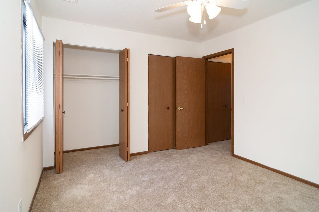 Ridgewood Heights Apartments - Photo 7 of 35