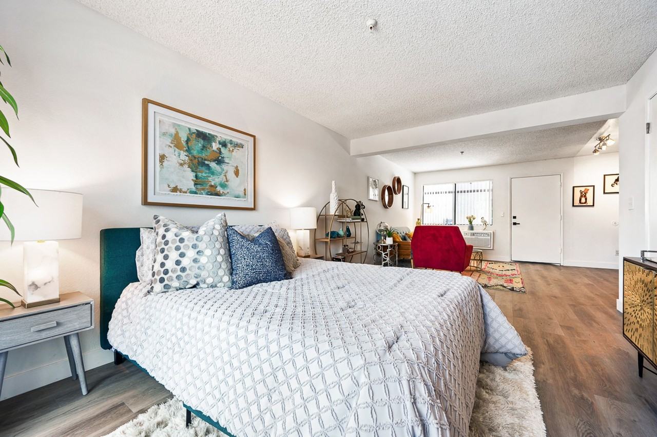 The Hive @ Market - Photo 2 of 50