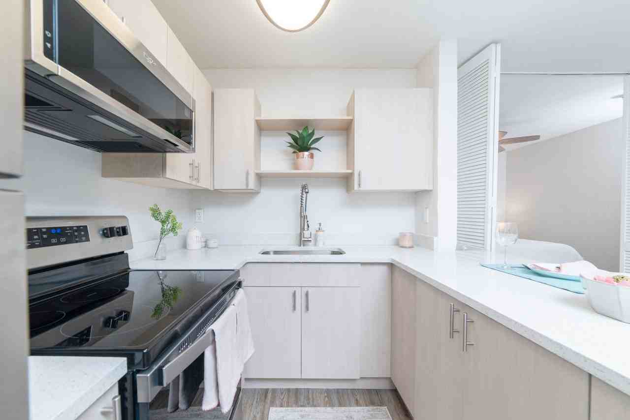 The Hammocks on 34th - Photo 2 of 49