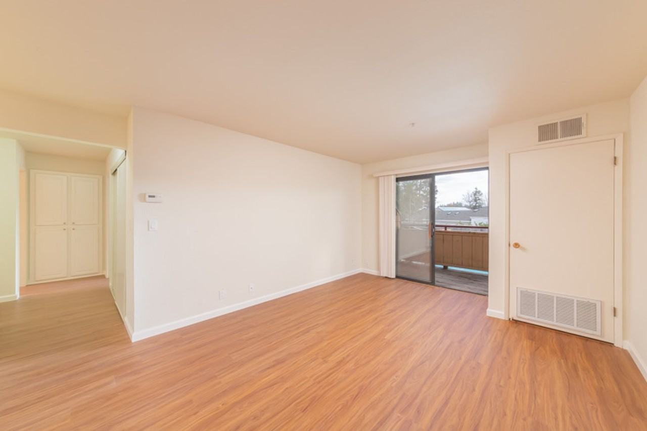 Beautiful, Quiet Community - Photo 4 of 15