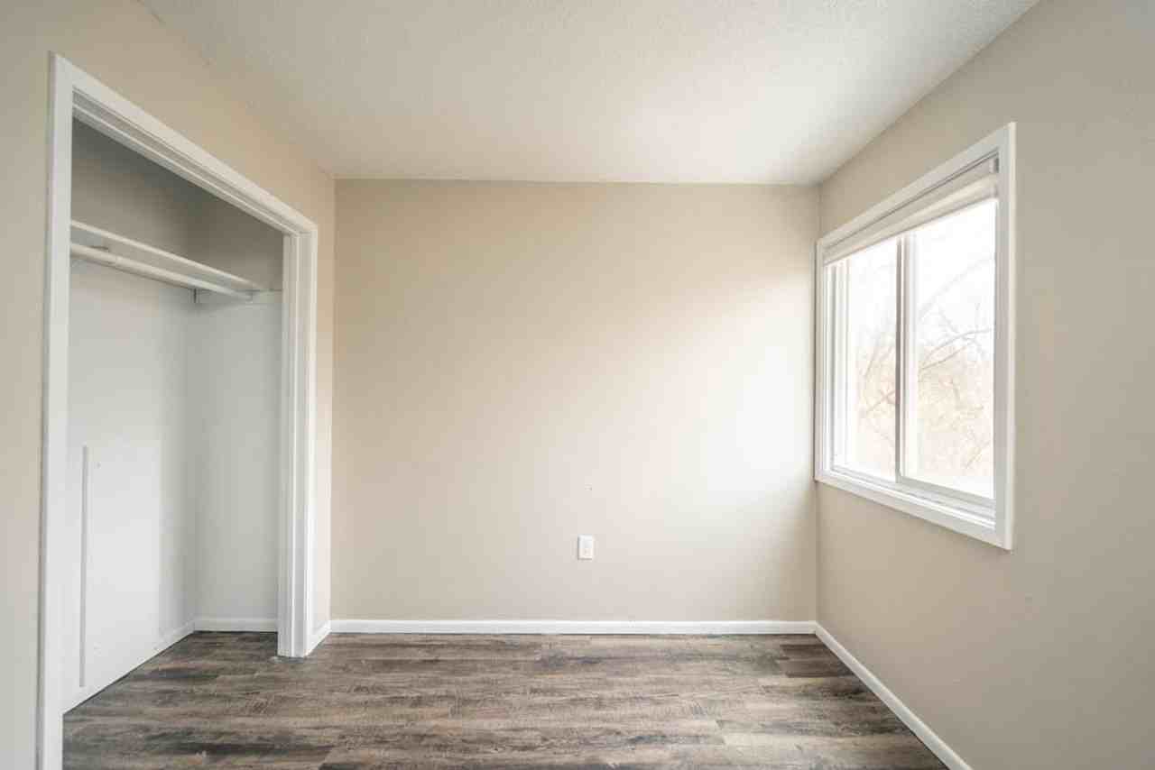 Westwood Apts: 3270 W 4th - Photo 7 of 7