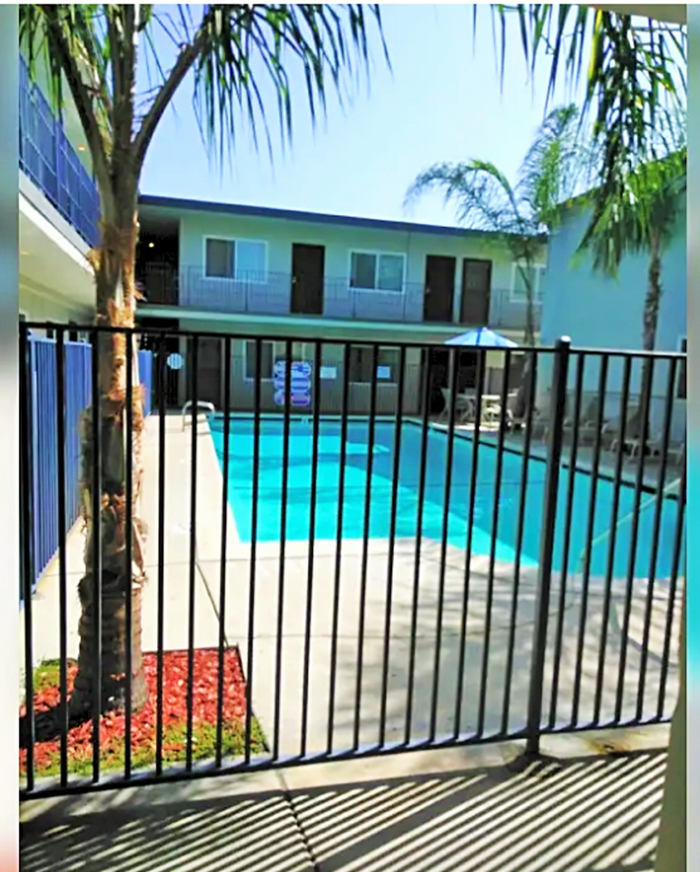 15001 CRENSHAW BLVD. - Photo 2 of 3