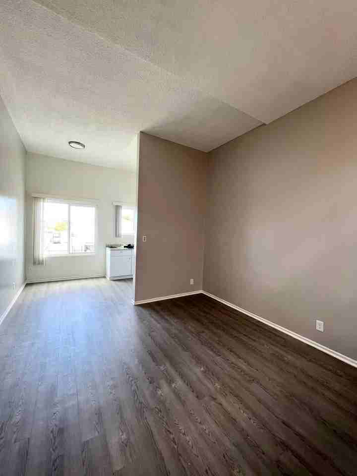 15001 CRENSHAW BLVD. - Photo 2 of 34