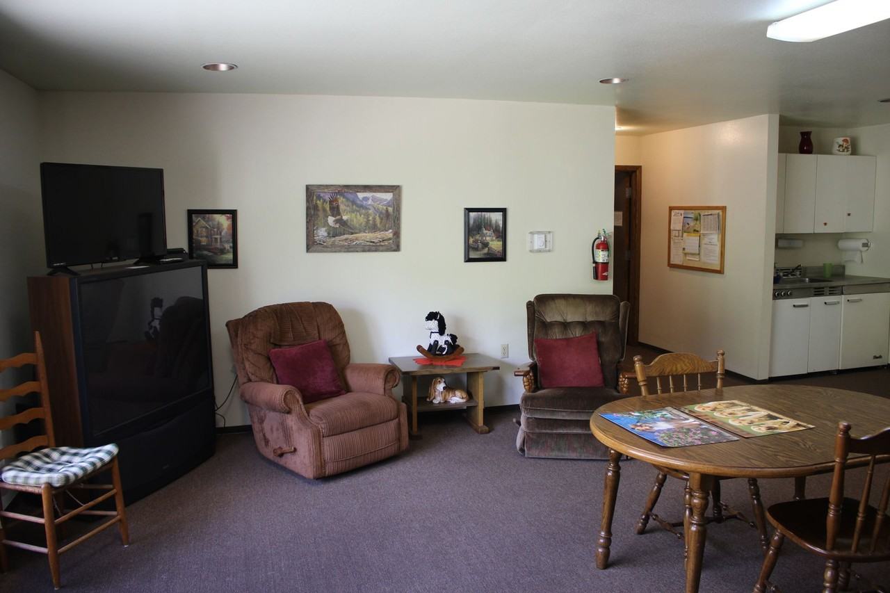 Cassville Heights Apartments - Photo 7 of 16