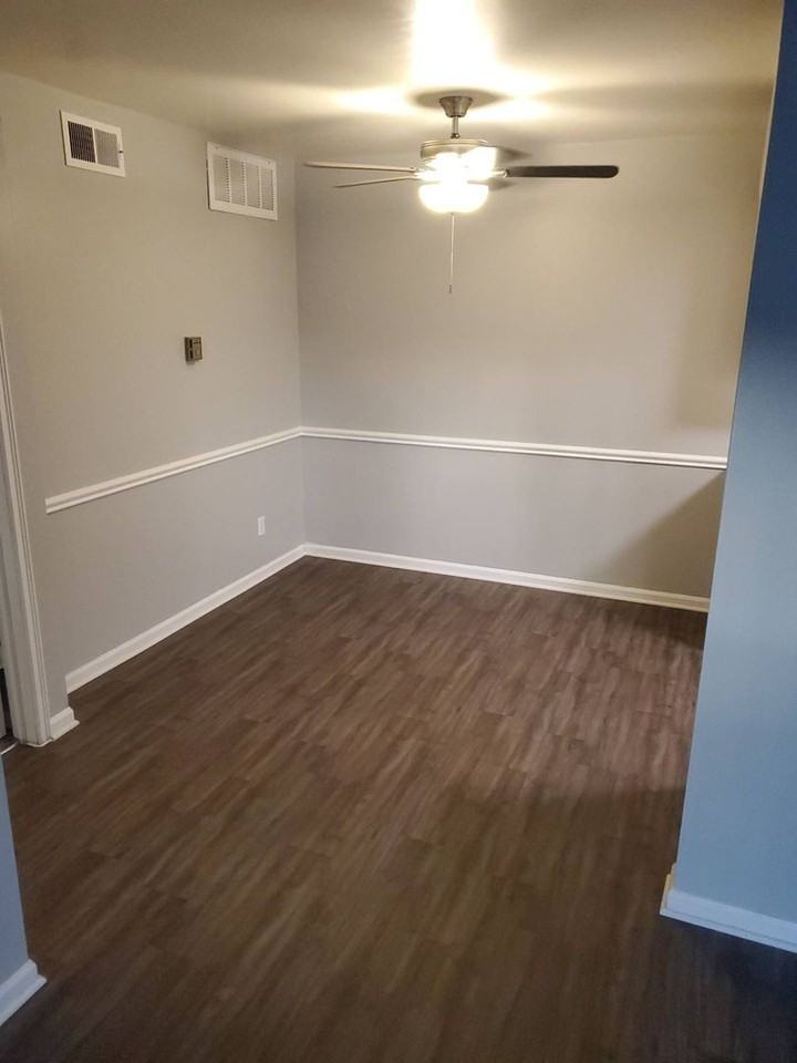 Stratford East Apartments - Photo 5 of 50