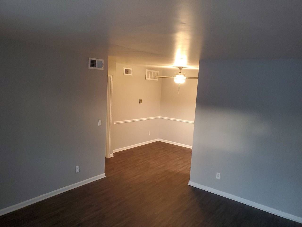 Stratford East Apartments - Photo 6 of 50