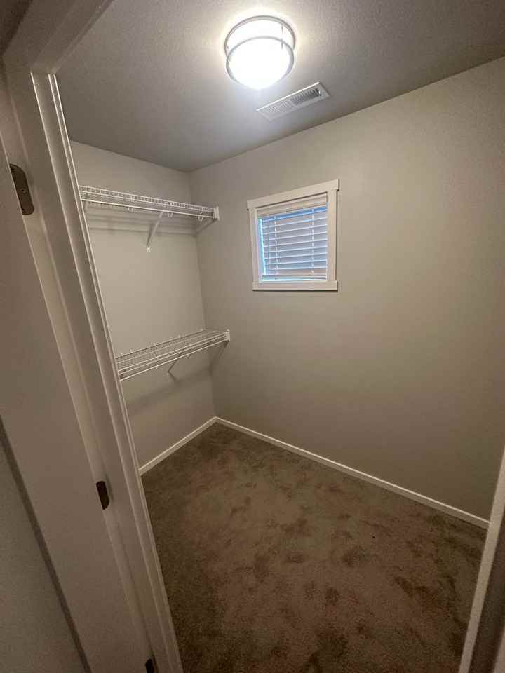 Brand NEW 3 Bedroom 2.5 Bath Townhome w/Washer & Dryer! - Photo 7 of 20