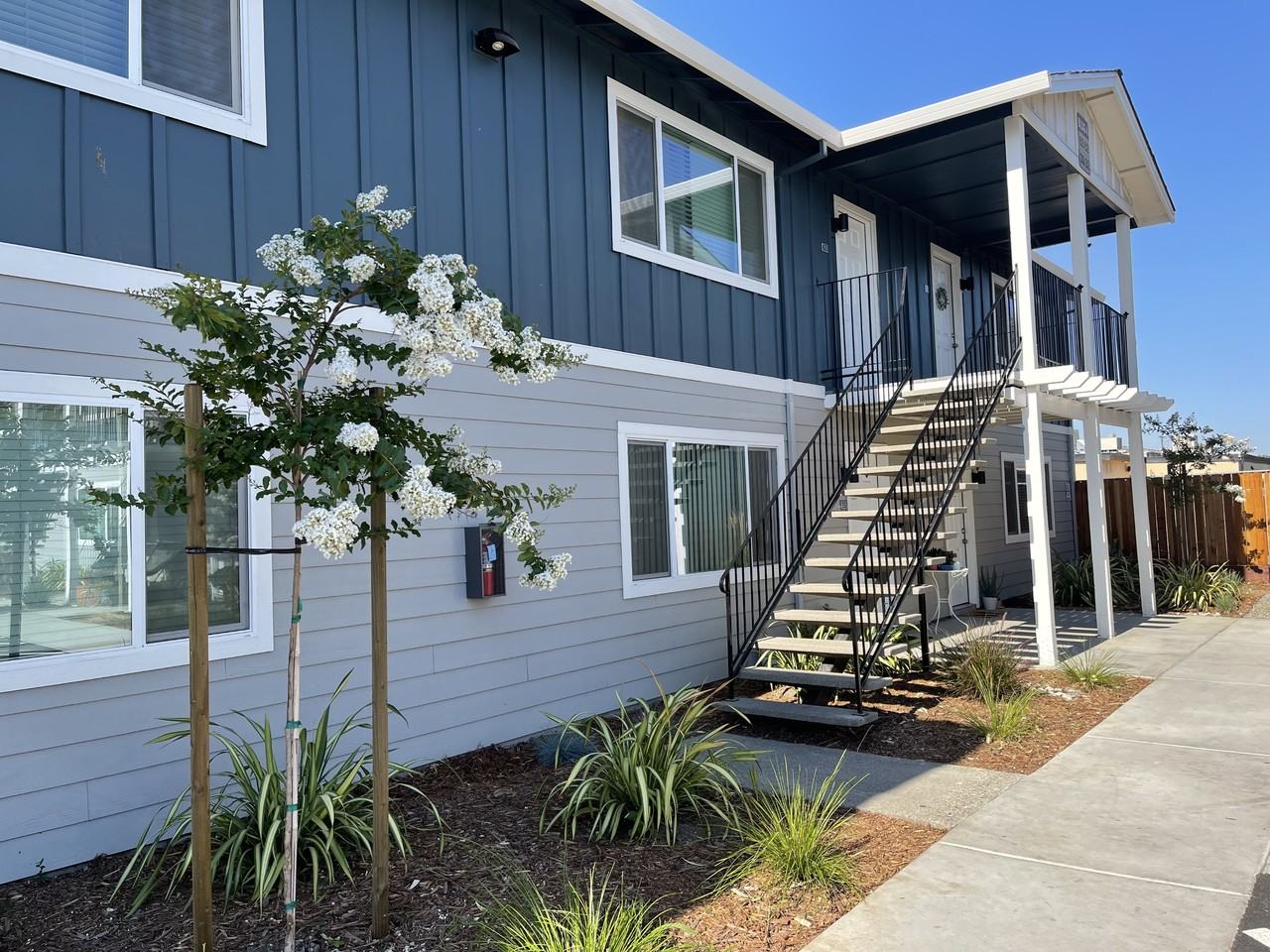 Sutter Commons Apartments - Photo 4 of 9