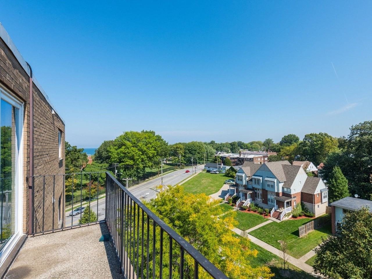 Smartland Breakwater Tower - Photo 2 of 28